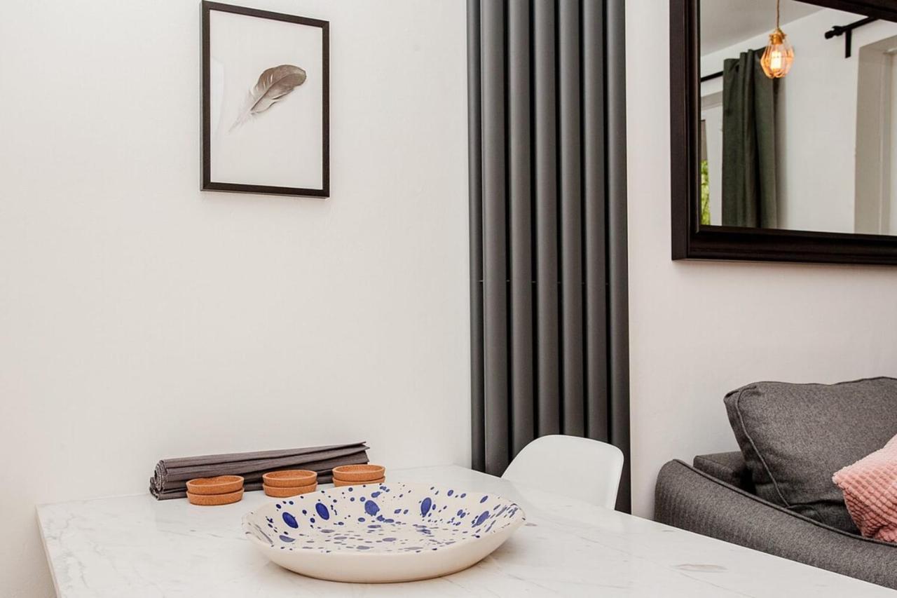 Modern Central 1Bd Flat In Clerkenwell - Sleeps 4! London Bagian luar foto