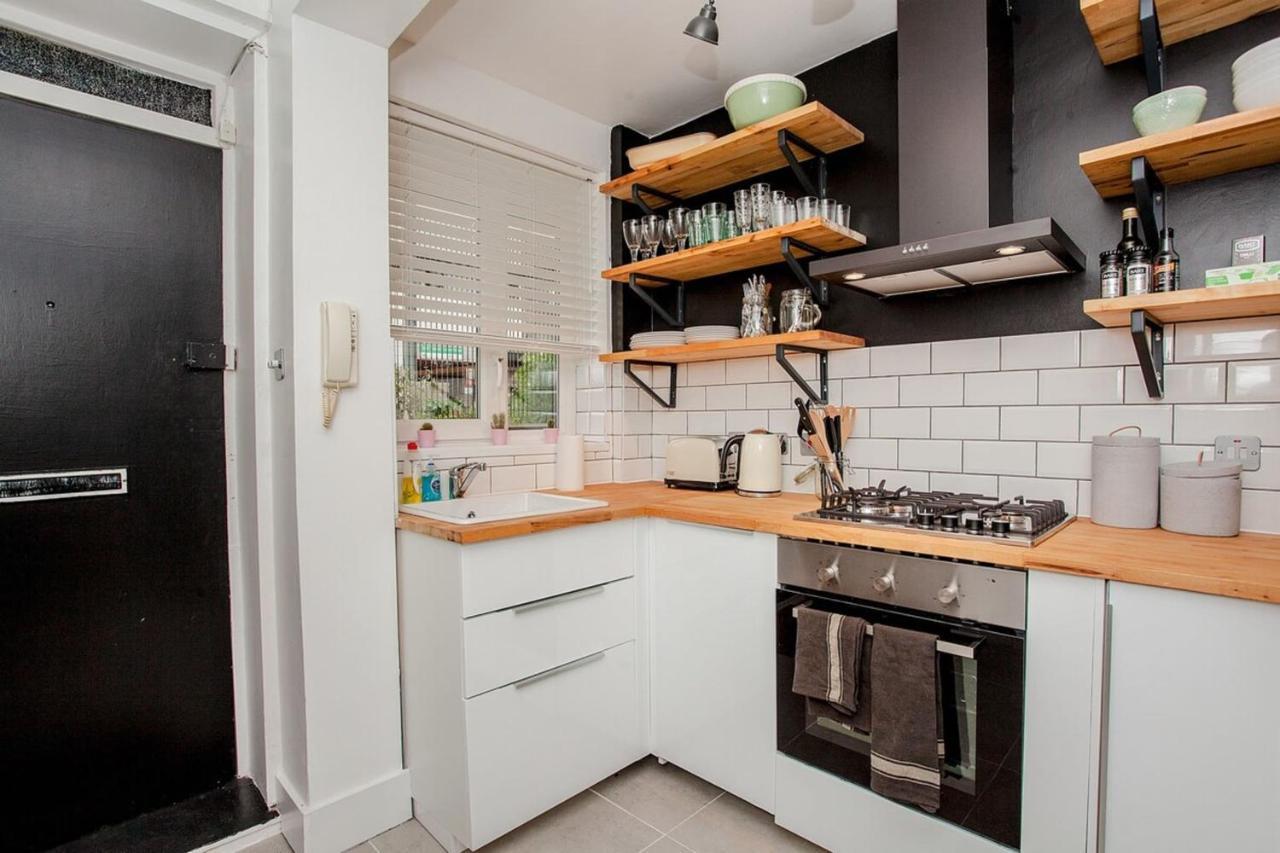 Modern Central 1Bd Flat In Clerkenwell - Sleeps 4! London Bagian luar foto